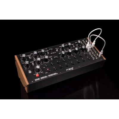 Sintezatorius MOOG DFAM CE