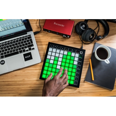 MIDI Kontroleris Novation Launchpad X