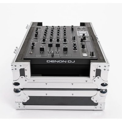 Magma Multi-Format Case Player/Mixer