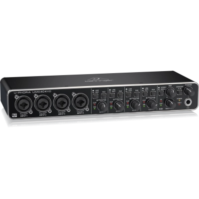 Behringer UMC404HD