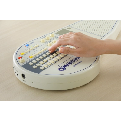 Sintezatorius Suzuki Omnichord OM-108