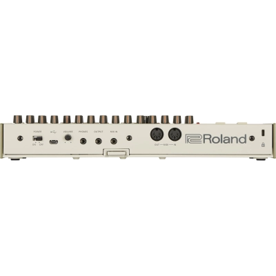 Roland Boutique TR-09