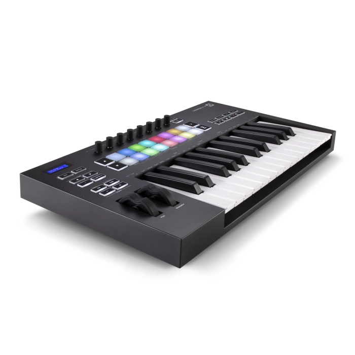 Novation Launchkey 25 MK3